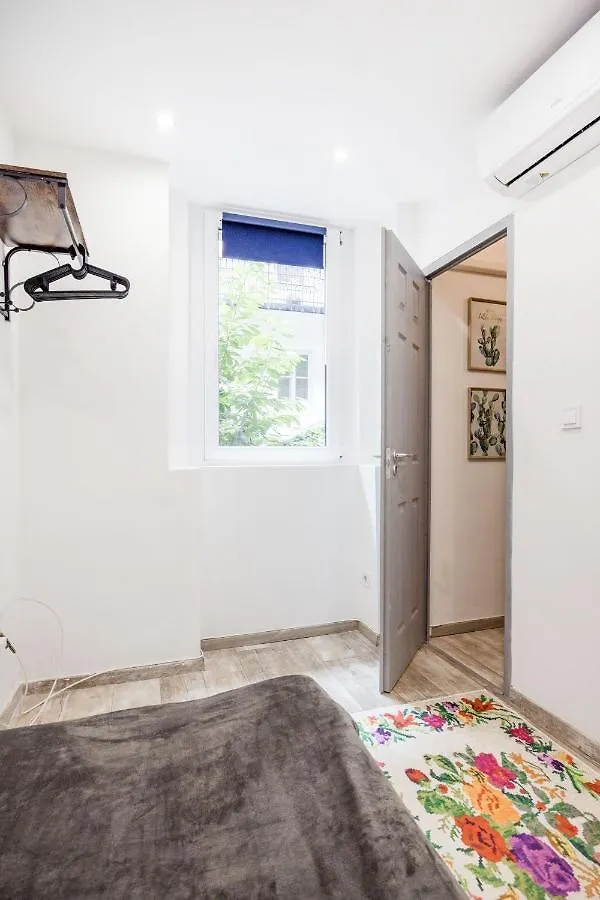 Lovely Apartment With Mezzanine Near The Danube Budapest 0*,