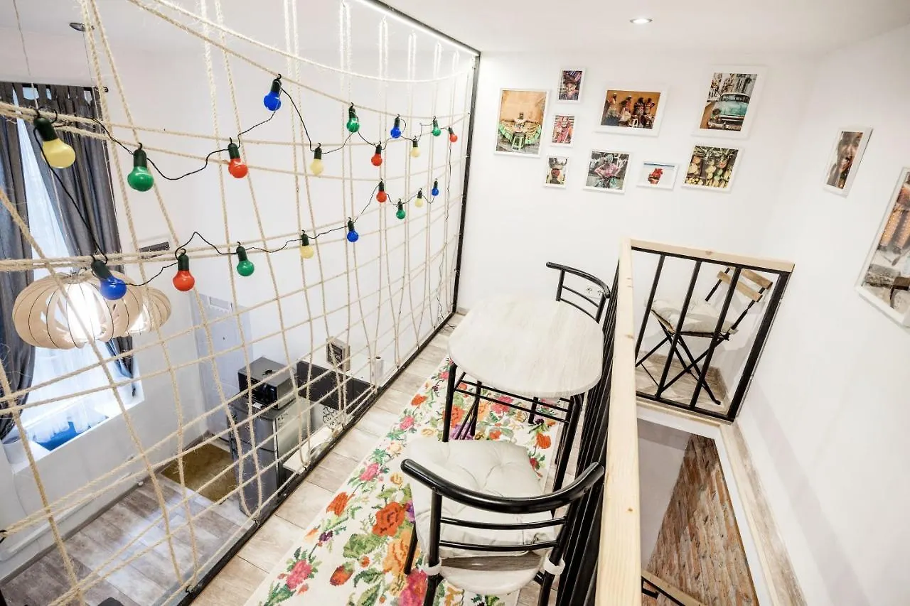 Lovely Apartment With Mezzanine Near The Danube Budapest